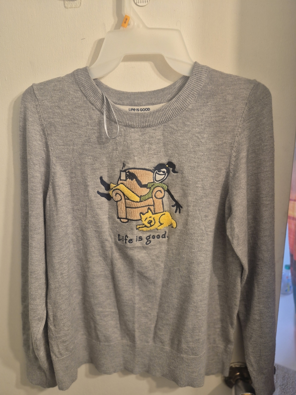 Life Is Good Gray Womens Sweater with Chair & Dog Embroidered Graphic